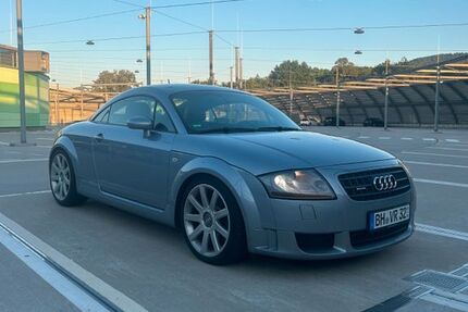 Audi TT 185.000 km 15.000 &euro; Gernsbach 76593