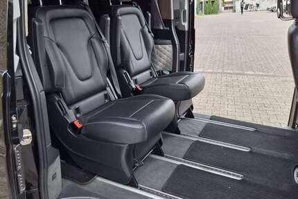 Mercedes-Benz Viano 160.000 km 24.499 € Düsseldorf 40213