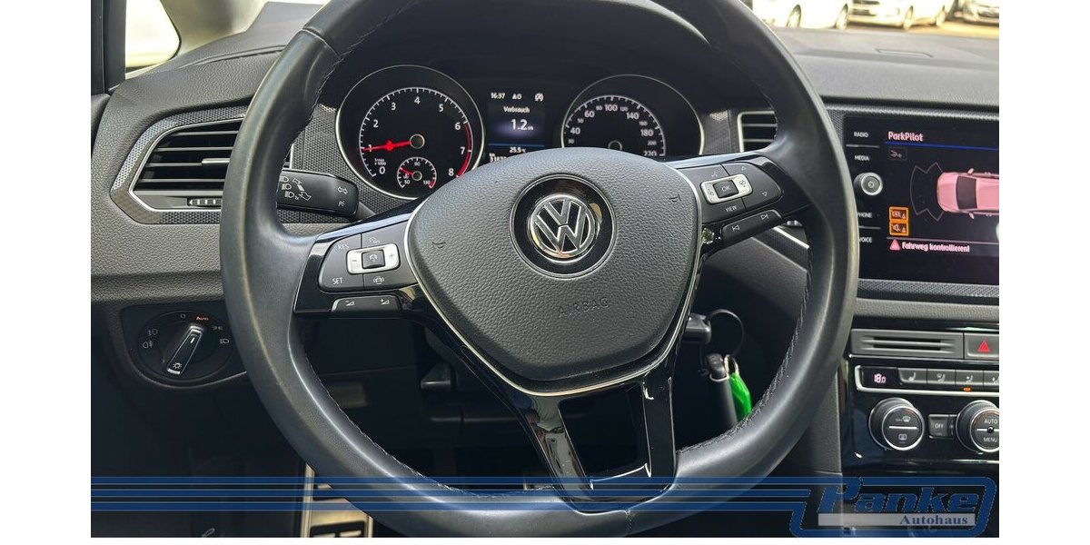 VW Golf Sportsvan United*NAV*SHZ*ACC*PDC*Carplay* 31.877 km 17.990 &euro; Berlin 13187