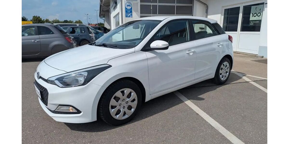 Hyundai i20 99.878 km 7.990 &euro; Dösingen 87679