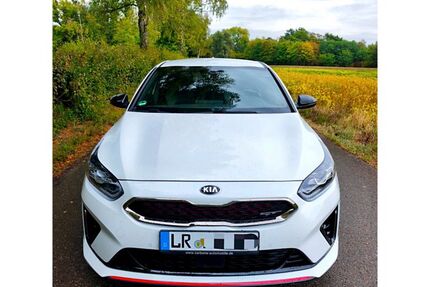 Kia pro ceed / ProCeed 74.500 km 18.499 &euro; Achern 77855