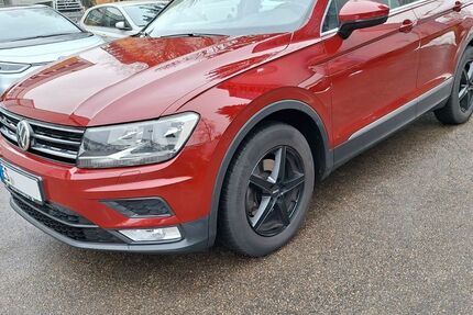 VW Tiguan 66.000 km 17.900 &euro; Esslingen am Neckar 73733