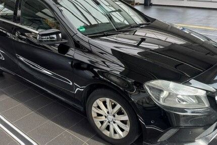 Mercedes-Benz A 180 144.000 km 10.000 &euro; Frankfurt 60318