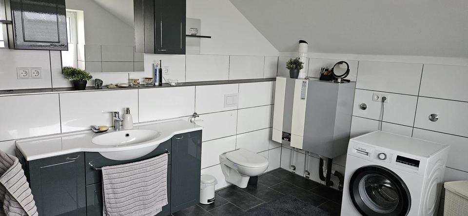 Etagenwohnung Meldorf - 6 Zimmer, 130 m&sup2;, 1.000&euro; | Angebot:26415343