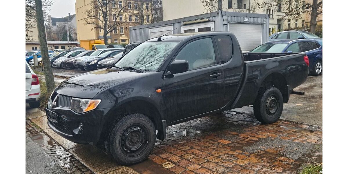 Mitsubishi L200 233.700 km 7.990 € Chemnitz 09120