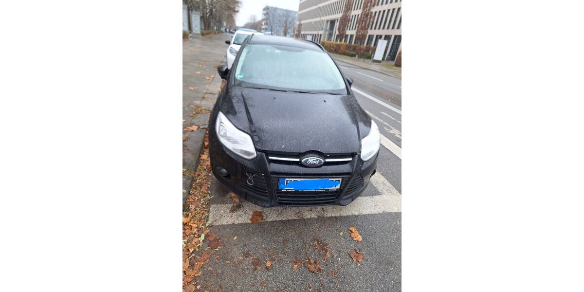 Ford Focus 210.236 km 1.750 € München 81245