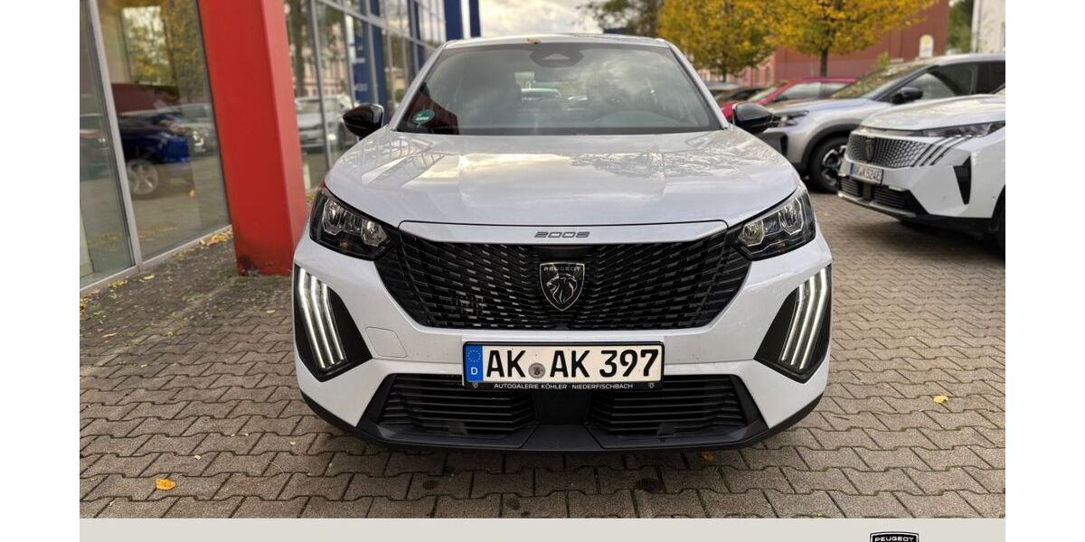 Peugeot 2008 2.500 km 26.850 € Siegen 57072