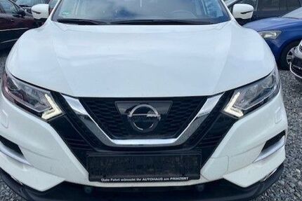 Nissan Qashqai 76.000 km 9.500 € Bickenbach 64404