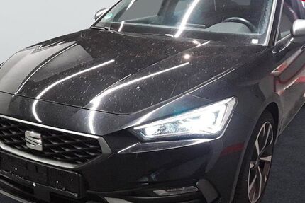 Seat Leon 82.900 km 20.240 &euro; Wackersdorf 92442