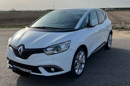 Renault Scenic 233.450 km 7.300 &euro; Offenburg 77652
