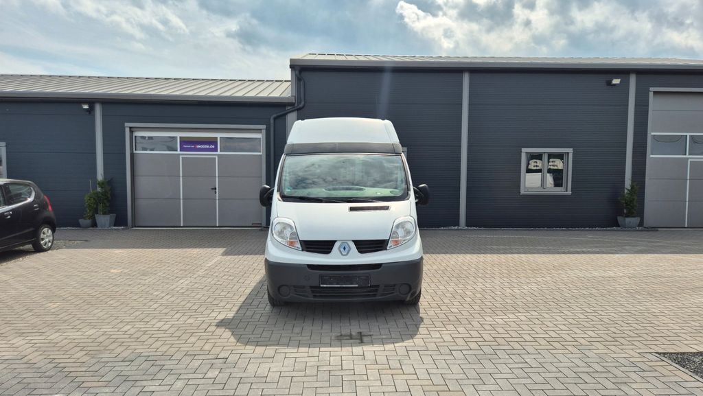 Renault Trafic 260.359 km 1.700 &euro; Hofgeismar 34369