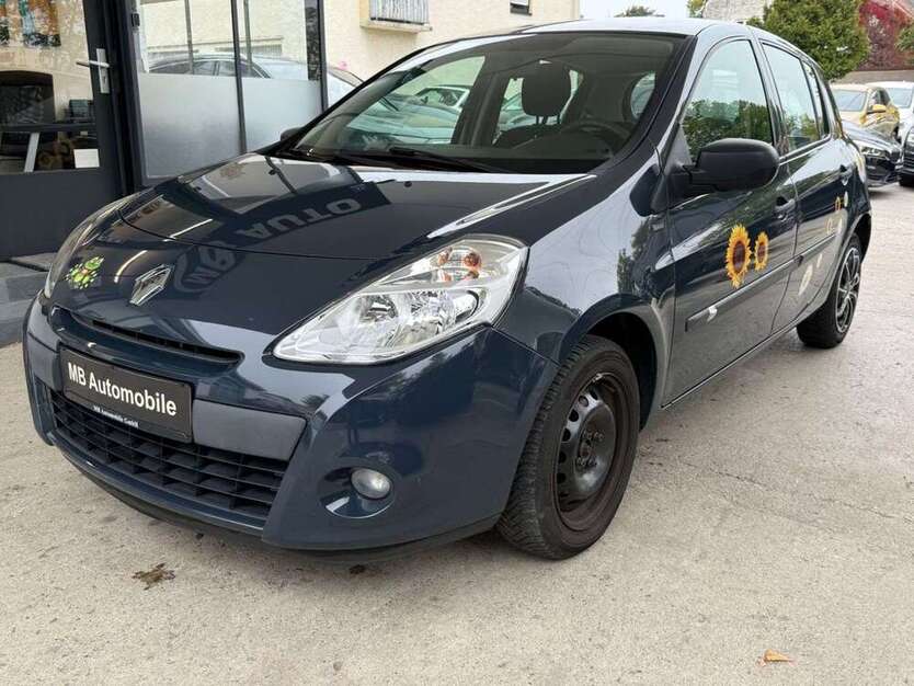 Renault Clio 92.000 km 3.900 € München 80939