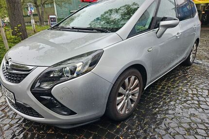 Opel Zafira Tourer