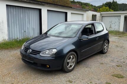 VW Golf 399.996 km 2.750 &euro; Georgsmarienhütte 49124