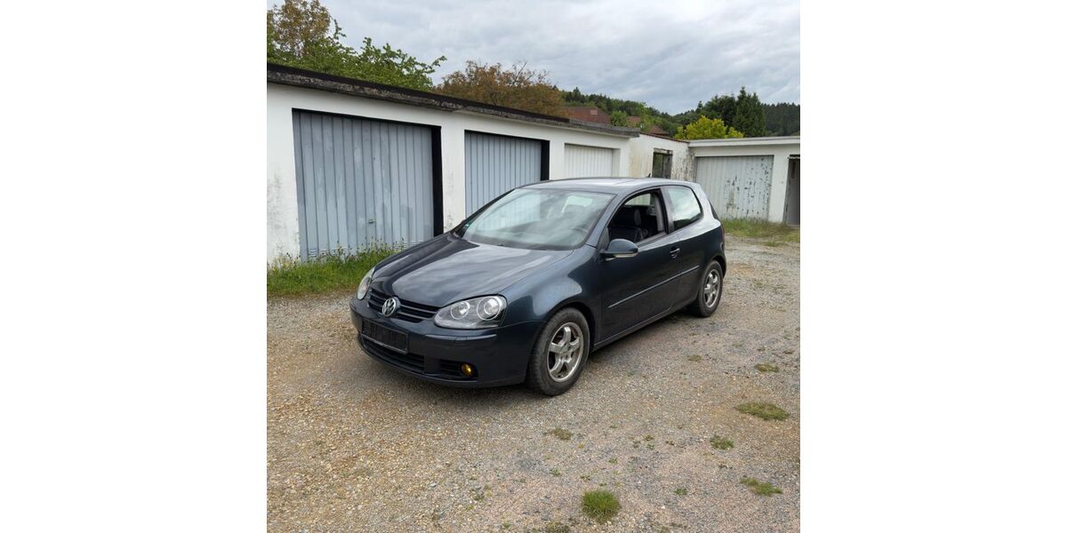 VW Golf 399.996 km 2.750 &euro; Georgsmarienhütte 49124