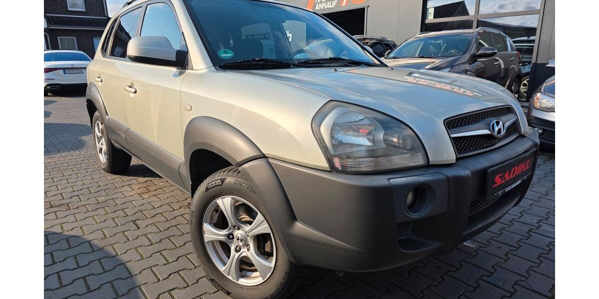 Hyundai TUCSON 145.000 km 4.950 &euro; Westoverledingen 26810