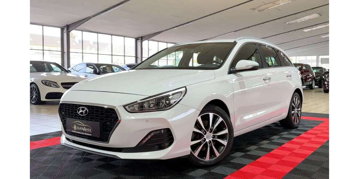Hyundai i30 99.000 km 14.200 &euro; Oberhausen 46047