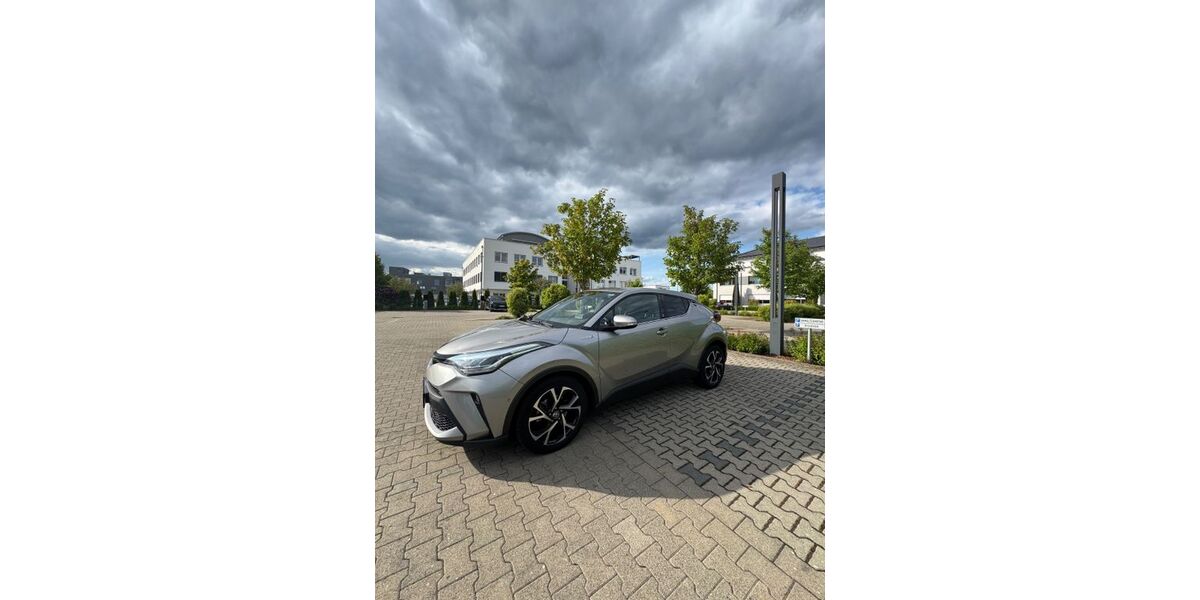Toyota C-HR 53.000 km 21.400 &euro; Mainflingen 63533