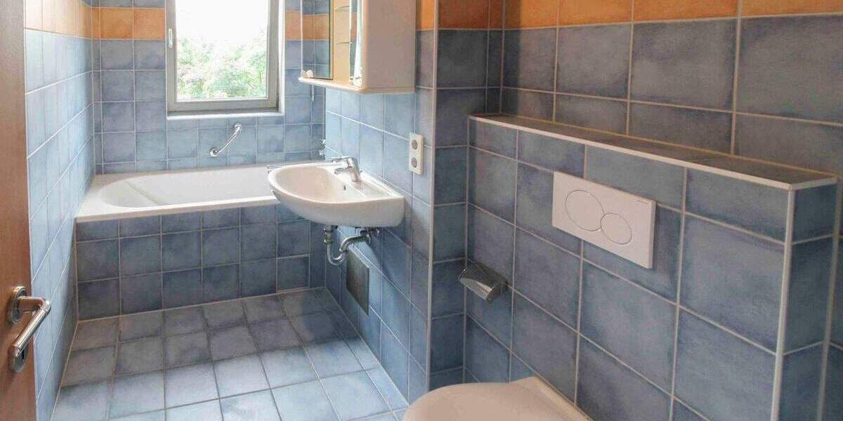 Etagenwohnung Mannheim Neuhermsheim - 4 Zimmer, 94 m&sup2;, 349.000&euro; | Angebot:25940366