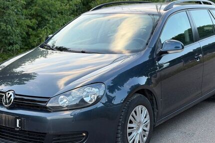 VW Golf 211.000 km 1.450 &euro; Strassberg 72479