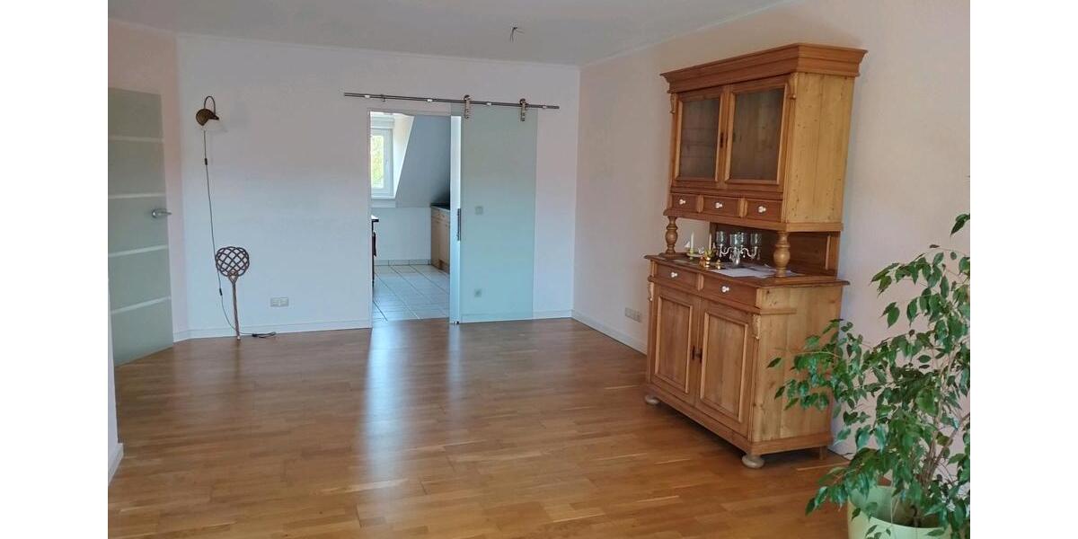 Dachgeschoßwohnung Osnabrück Hafen - 4 Zimmer, 88 m&sup2;, 175.000&euro; | Angebot:26884753