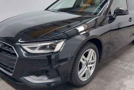 Audi A4 82.000 km 25.900 &euro; Friedrichshafen 88045