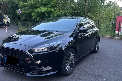 Ford Focus 170.000 km 10.000 &euro; Netphen 57250