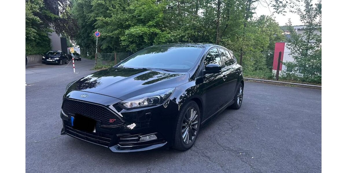 Ford Focus 170.000 km 10.000 &euro; Netphen 57250