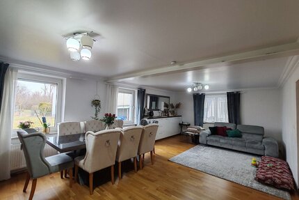 Einfamilienhaus mit 2 Wohnungen