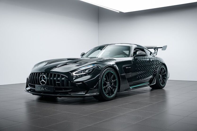 Mercedes-Benz AMG GT 1.950 km 560.000 € Putzbrunn 85640