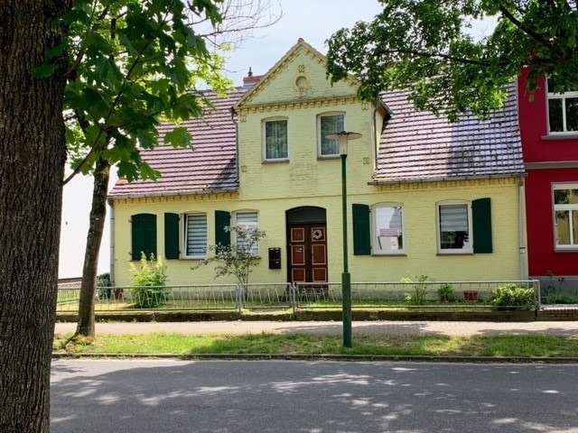 Einfamilienhaus Lenzen - 4 Zimmer, 100 m&sup2;, 95.000&euro; | Angebot:13296740