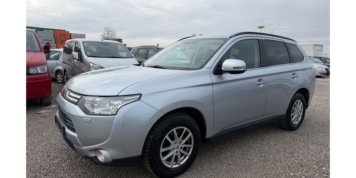 Mitsubishi Outlander 200.000 km 6.980 &euro; München 81829