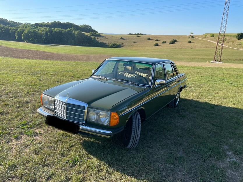 Mercedes-Benz E 230 205.850 km 9.600 € Ulm 89073