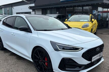 Ford Focus 10.750 km 36.500 € Sontheim 89567