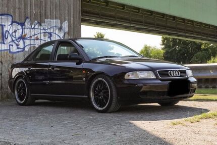 Audi A4 128.000 km 3.300 € Sassenburg 38524
