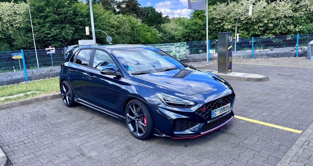 i30