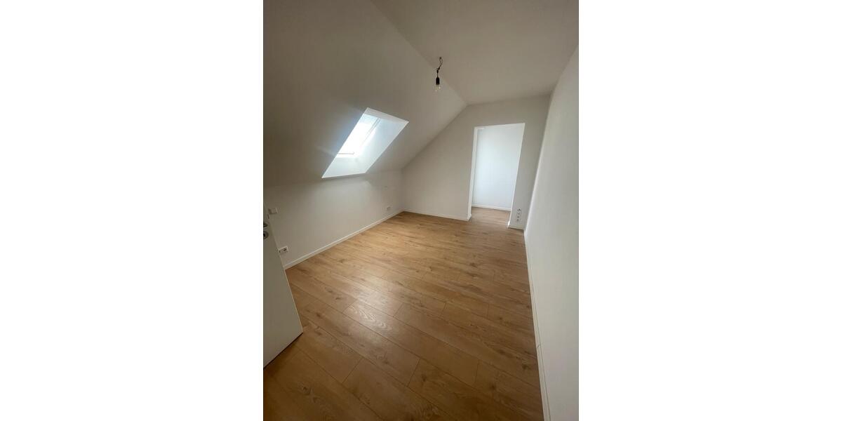 Dachgeschoßwohnung Aalen - 2 Zimmer, 55 m&sup2;, 770&euro; | Angebot:26404879