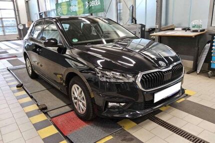 Skoda Fabia 13.630 km 16.500 &euro; SIEGEN 57074