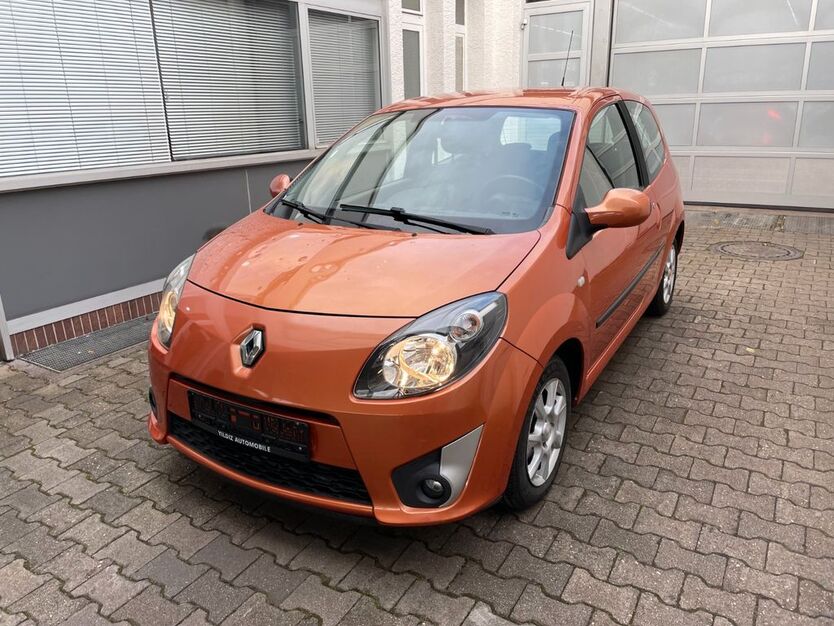 Renault Twingo 118.721 km 2.795 € Stuttgart 70597