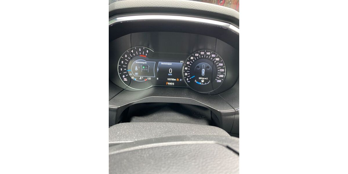 Ford S-Max 181.000 km 17.500 &euro; Rinteln 31737