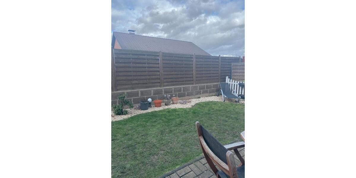 Gepflegte Erdgeschosswohnung mit BalkonTerrasse und Gartenanteil 3 zimmer