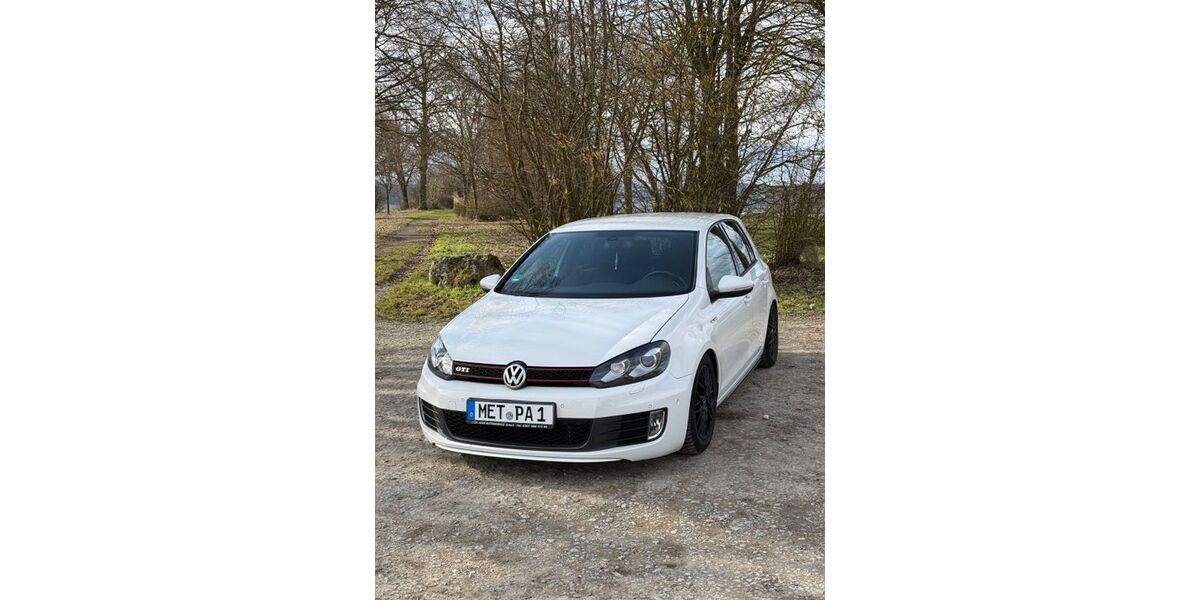 VW Golf 142.500 km 11.000 &euro; Stuttgart 70199