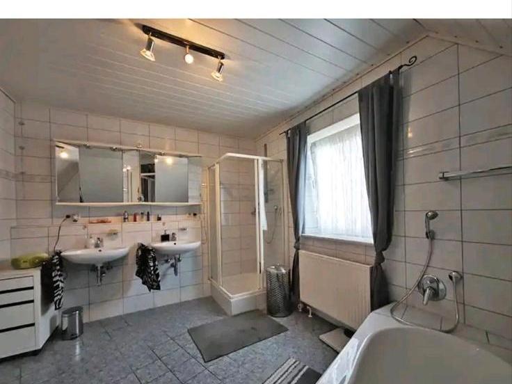Einfamilienhaus Burgebrach - 6 Zimmer, 615.000&euro; | Angebot:20316157
