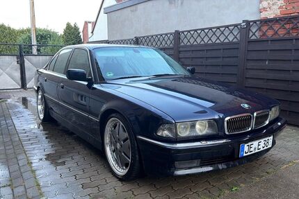 BMW 740 214.000 km 14.500 &euro; Annaburg 06925