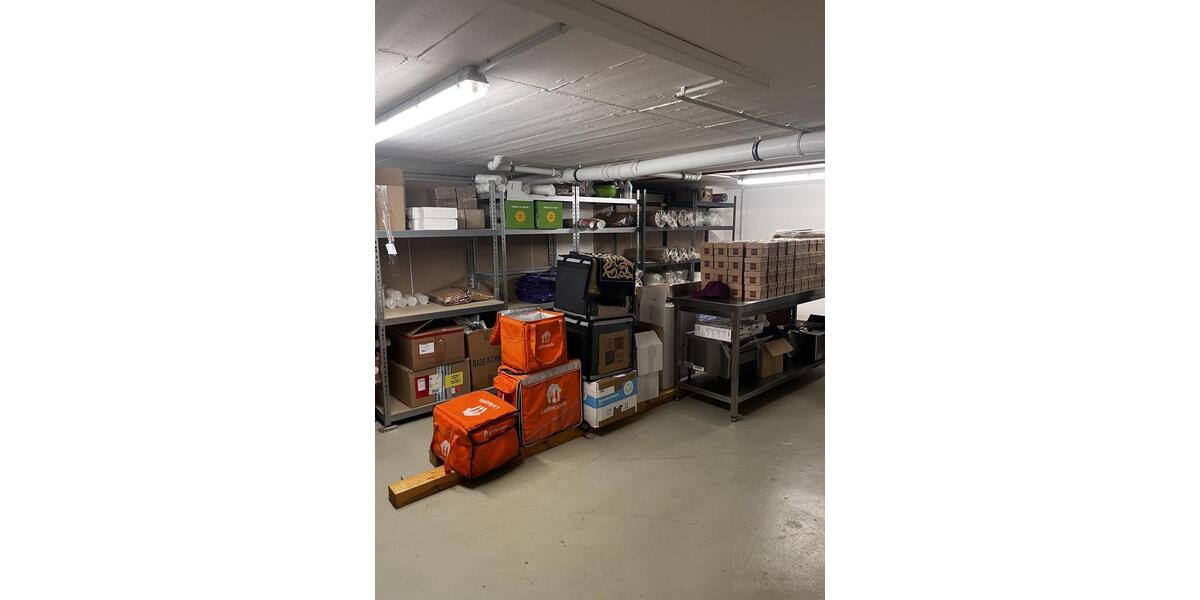 Provisionsfrei - Erfolgreiche Pizzeria in Top-Lage von Bad Vilbel zimmer