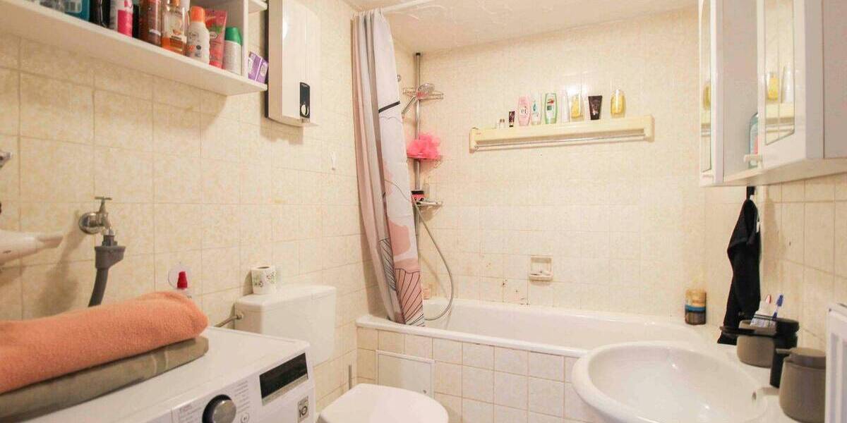 Etagenwohnung Bergheim Ahe - 3 Zimmer, 71 m&sup2;, 78.000&euro; | Angebot:26789181