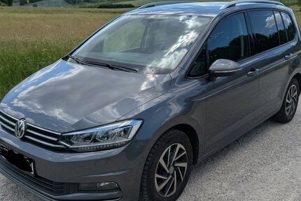 VW Touran 84.000 km 19.300 &euro; Rohrbach 85296