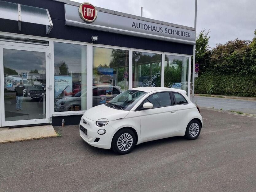 Fiat 500 29.515 km 24.990 € Helmbrechts 95233