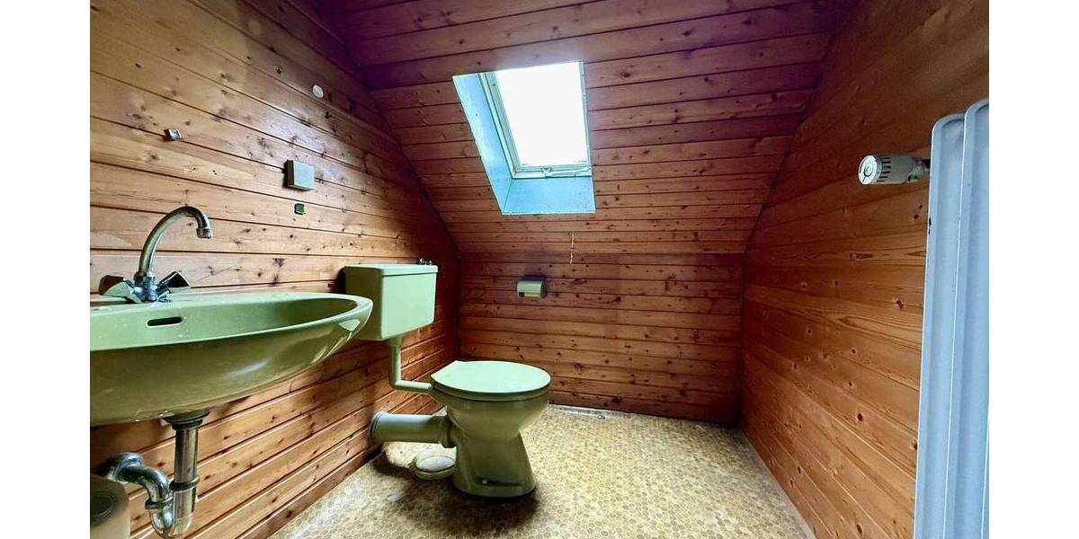 Mehrfamilienhaus, Wohnhaus Einbeck Andershausen - 6 Zimmer, 142 m&sup2;, 129.000&euro; | Angebot:26106360