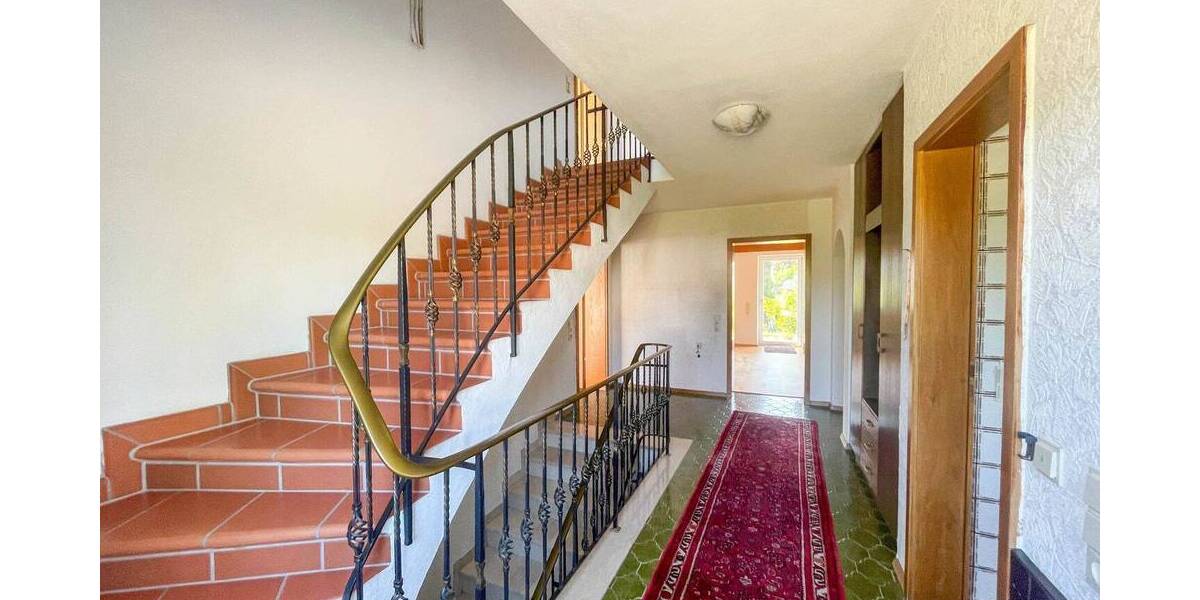 Einfamilienhaus Neuötting - 8 Zimmer, 229 m&sup2;, 660.000&euro; | Angebot:26541162